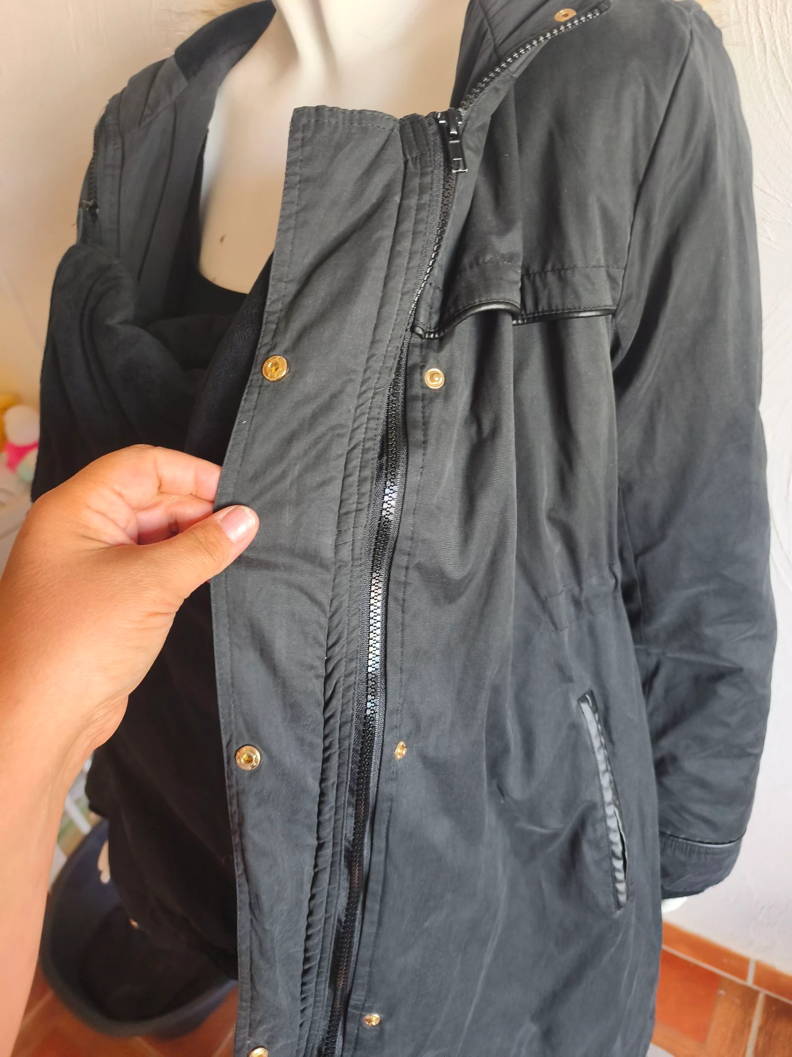 Parka évolutive de grossesse et de portage Vertbaudet – Noire – photo 4